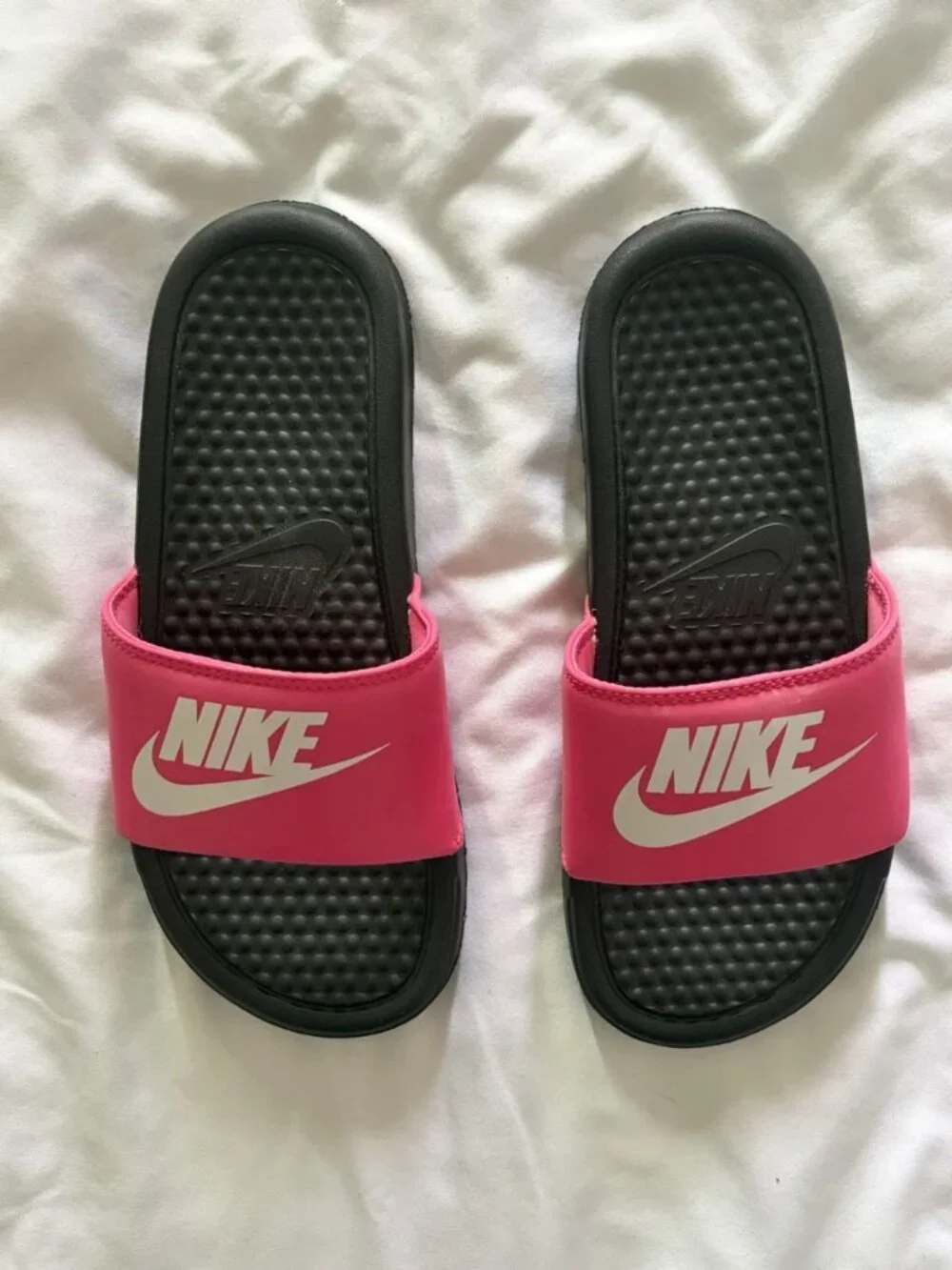 Nike Benassi Jdi Hot Pink & Black Youth Slides Sandals Size 4Y